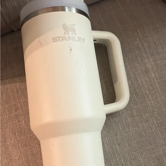 Stanley White / Cream Insulated Travel Mug with Handle 40oz - Picture 7 of 7